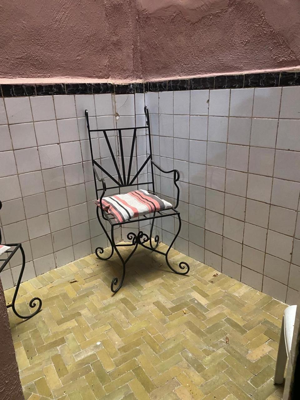 dar hassbia Lägenhet Fès Exteriör bild